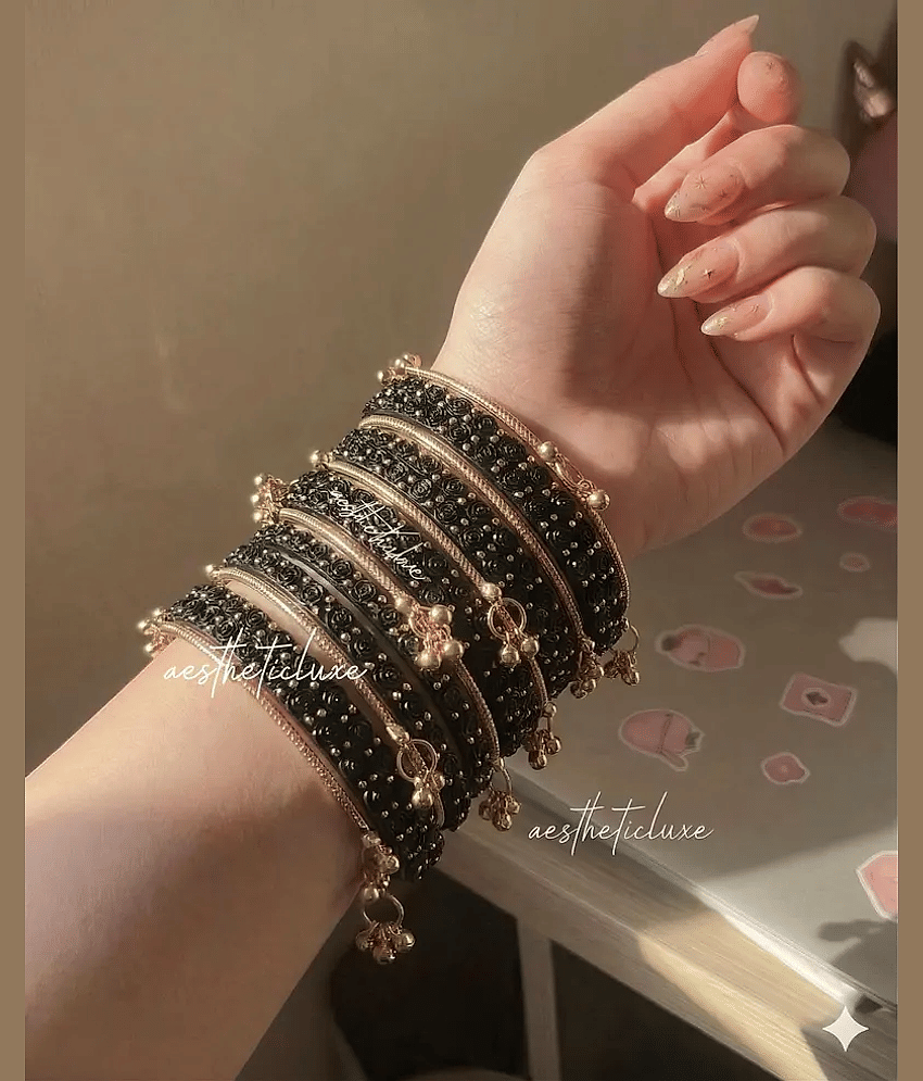 Vedhahi Black Bangle Set ( Pack of 16 )