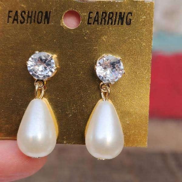 pearl Earing