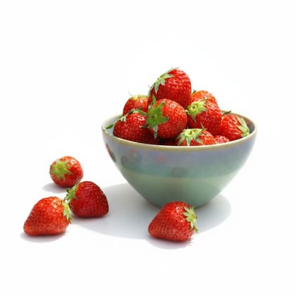 Fresh Strawberries - 1 kg - 1kg pack of fresh strawberries