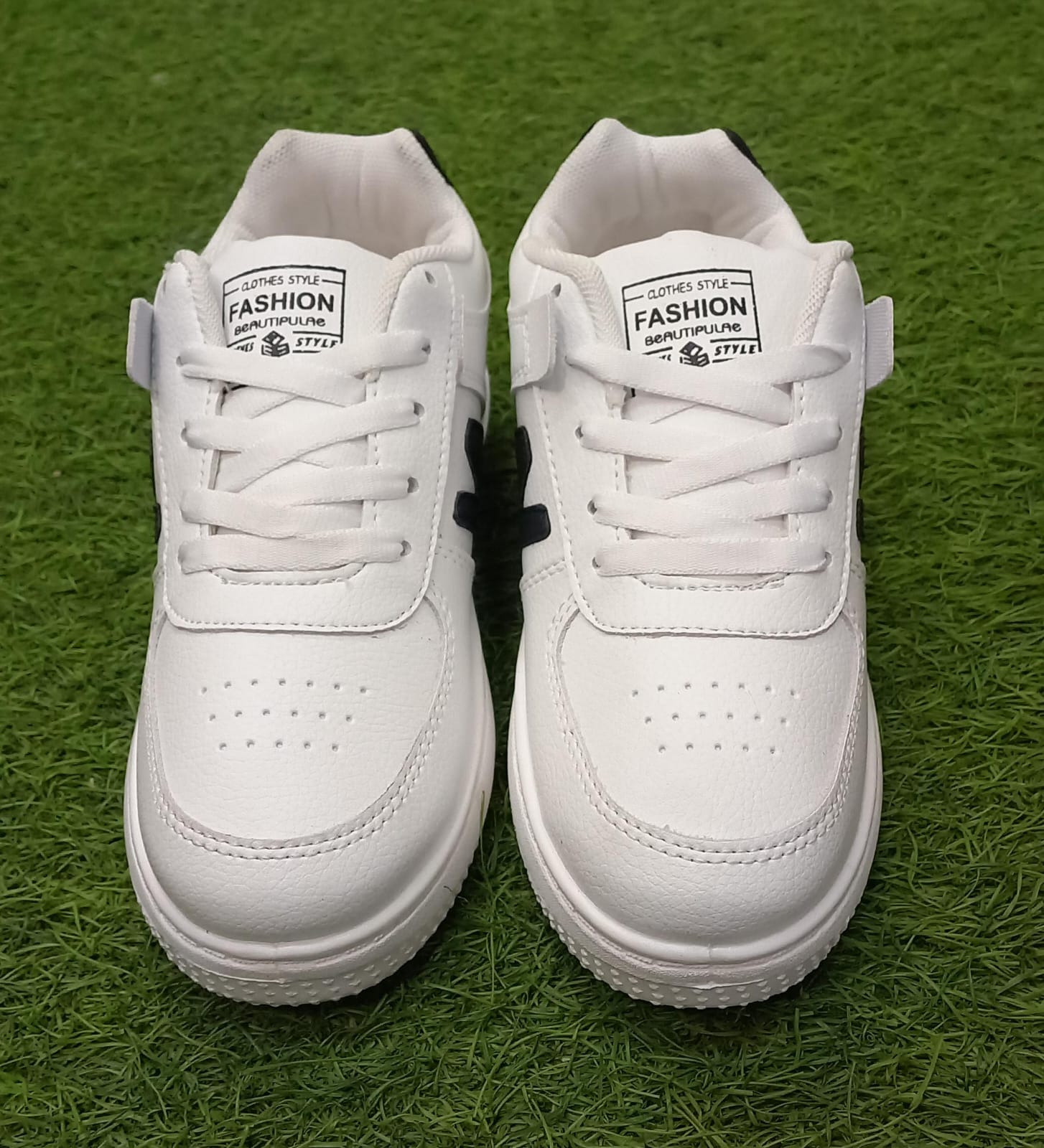  White Sneakers for Kids - Boys and Girls - Comfortable and Stylish - Perfect for School or Play
