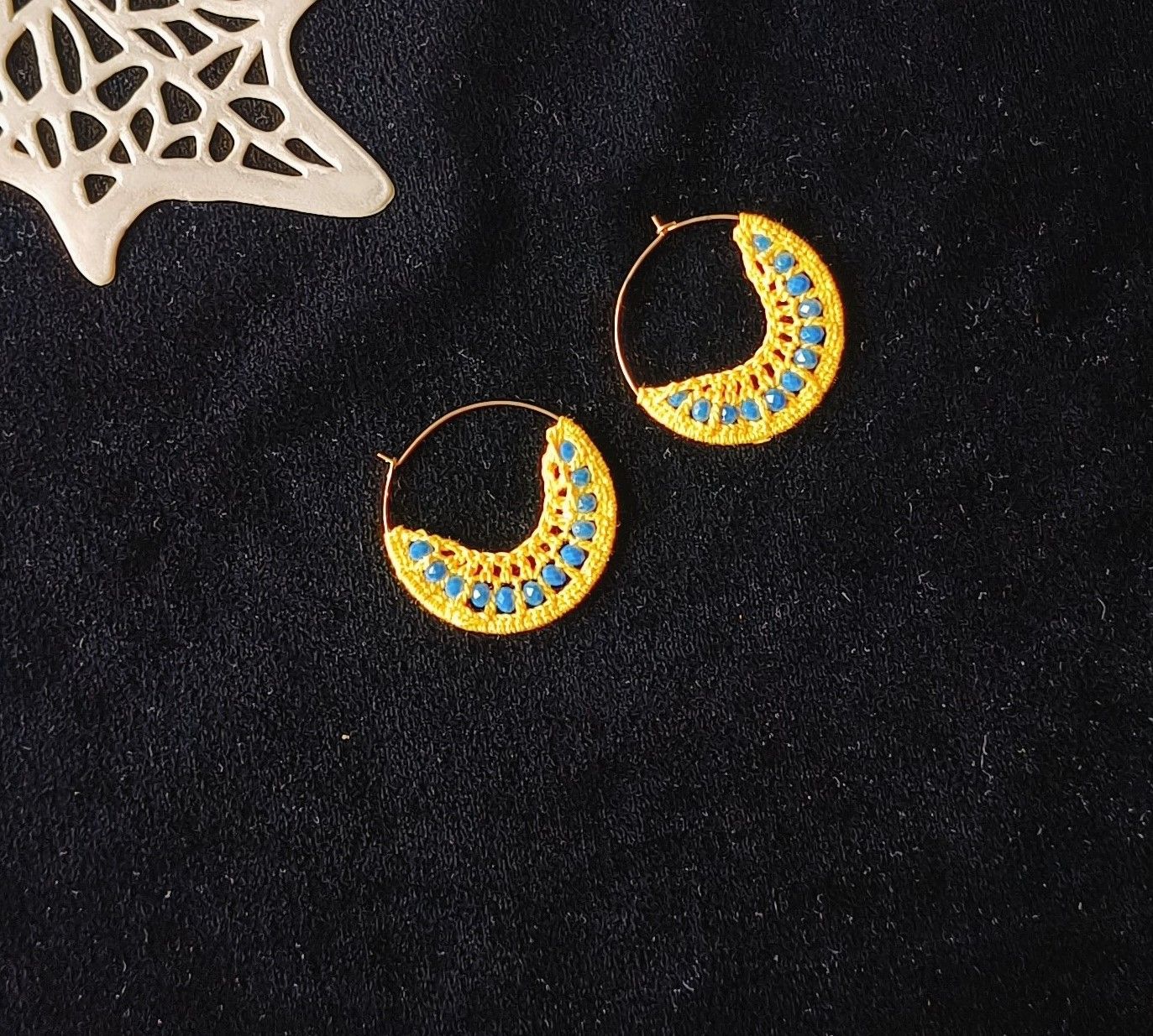 Unique Handmade Crochet Reversible Earrings with Pearls Contrast color Beads