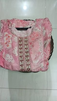 Pink kurti