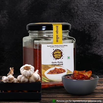 Handmade Masale Garlic Pickle Handmade Masale Garlic Pickle
