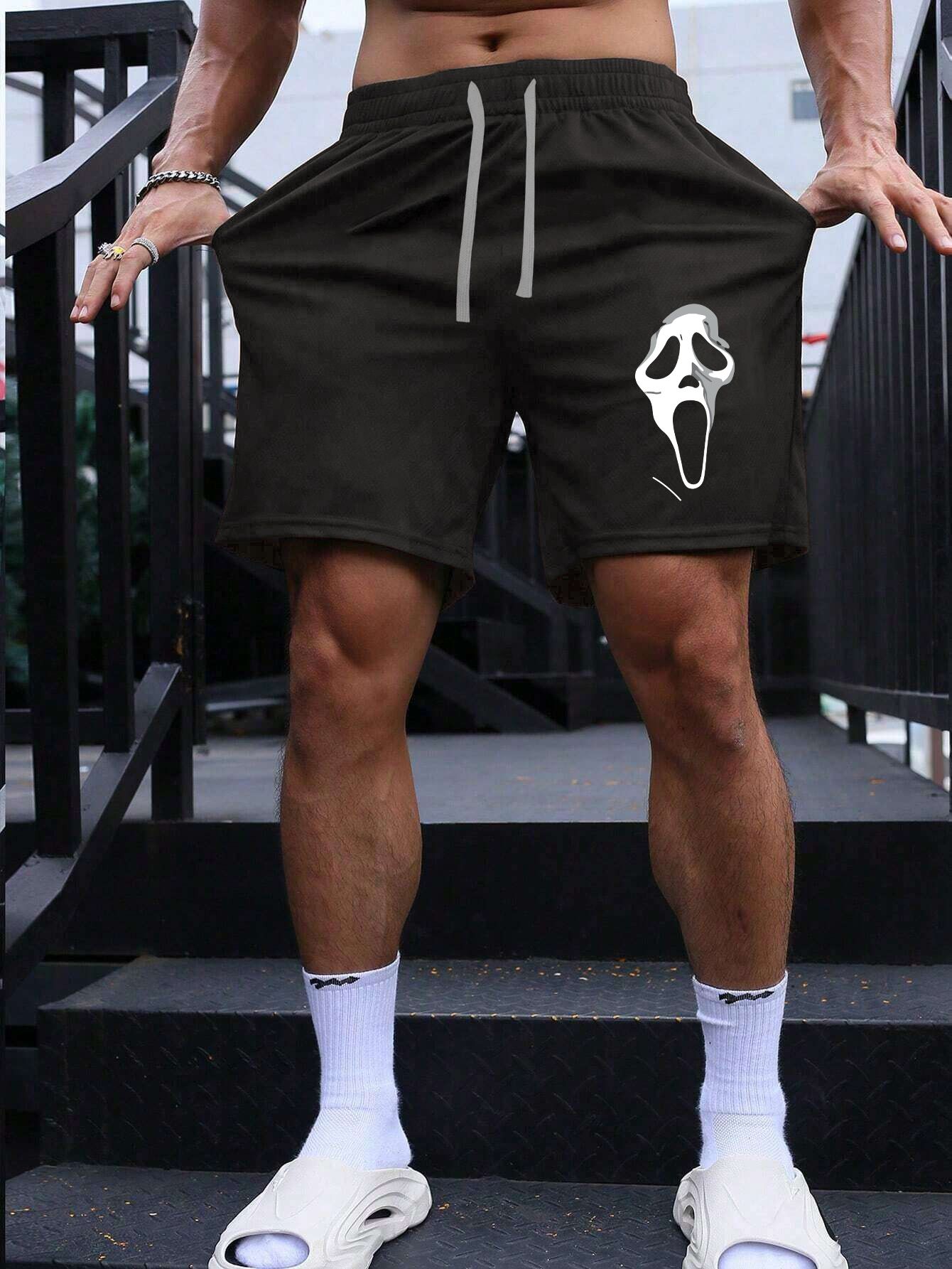 SCOTT FINCHER Scream-inspired black athletic shorts for men : AA(SRT)BLACK_277