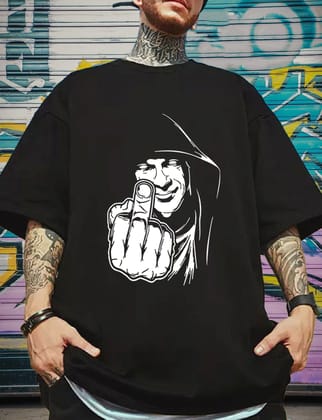 SCOTT FINCHER Men's Black T-Shirt with a Graphic of a Man Giving the Middle Finger : AA(ARN)BLACK_155