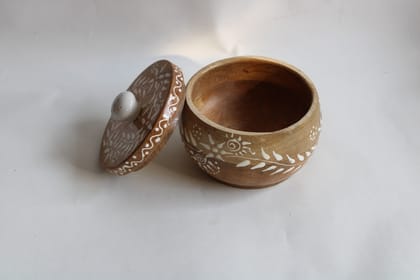  Handcrafted Wooden Spice Box with Intricate White Floral Design, Perfect for Storing Spices, Herbs, and Small Items