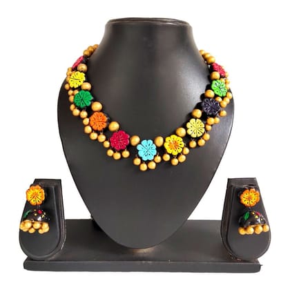 Multi-coloured floral terracotta necklace set Multi-coloured floral terracotta necklace set