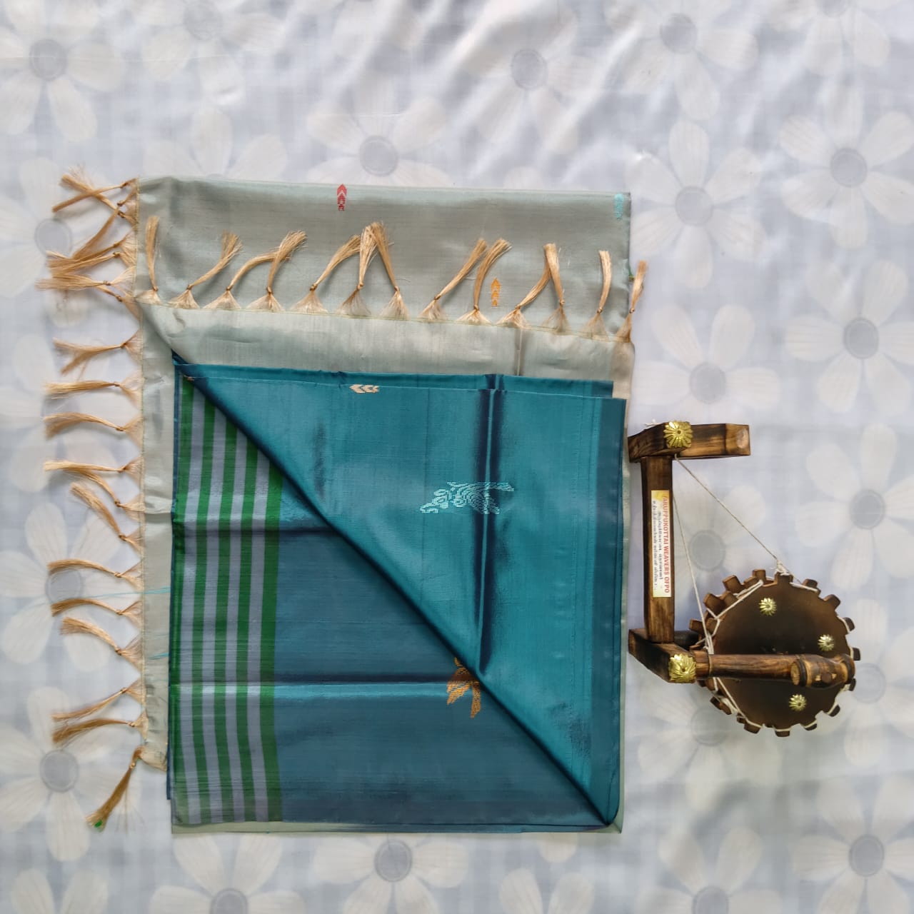 Banana &nbsp;Fibre silk saree with Blouse