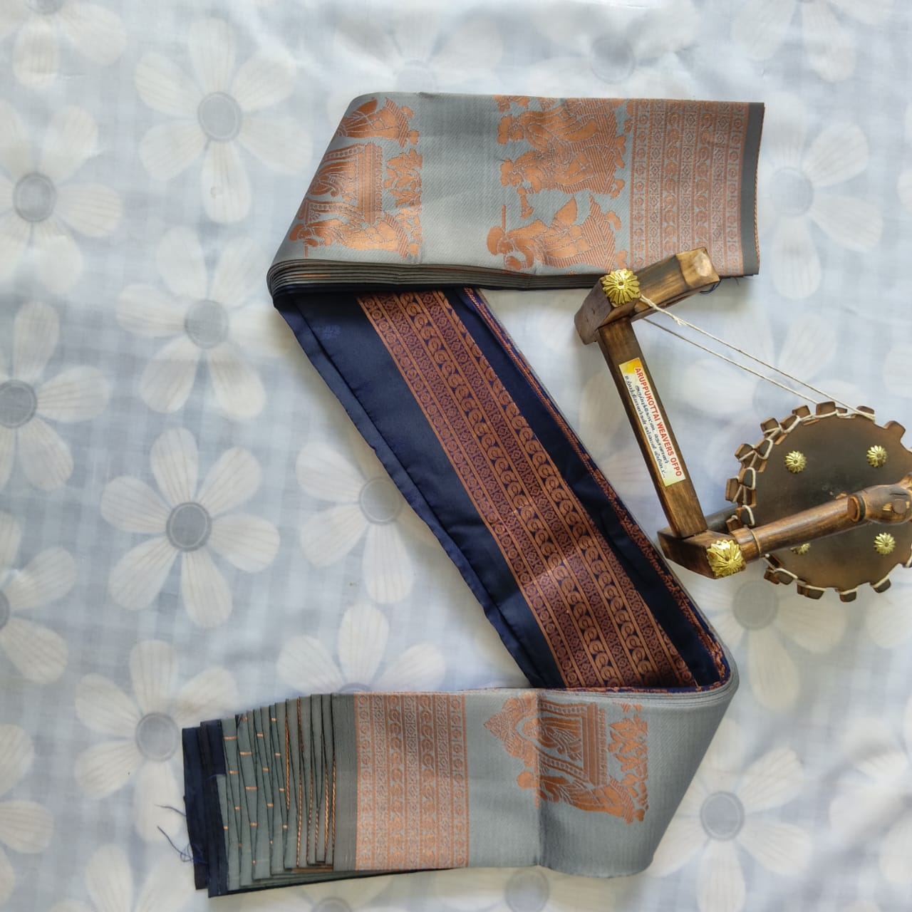 Kubera Silk Cottton Saree&nbsp;with Blouse -  Gray color