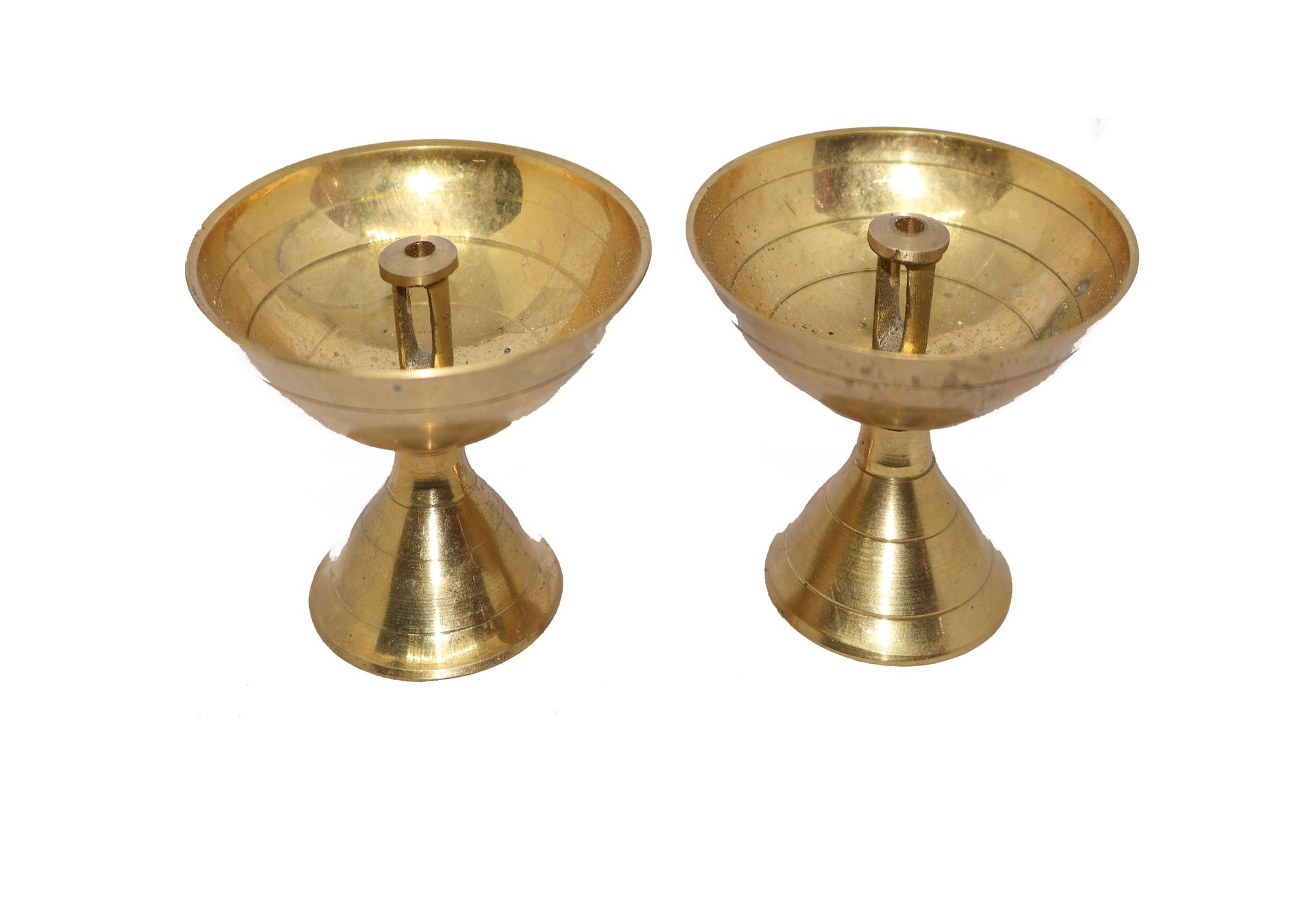 Elegant Brass Diya - Traditional Oil Lamp for Home Decor & Pooja