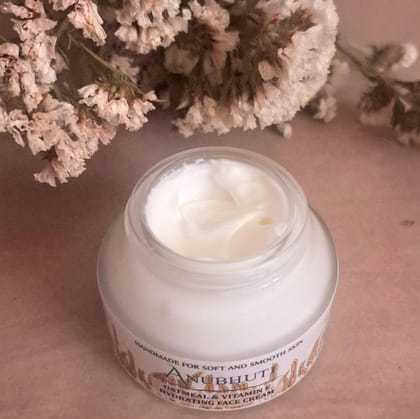 Oatmeal and Vitamin E Hydrating Face Cream