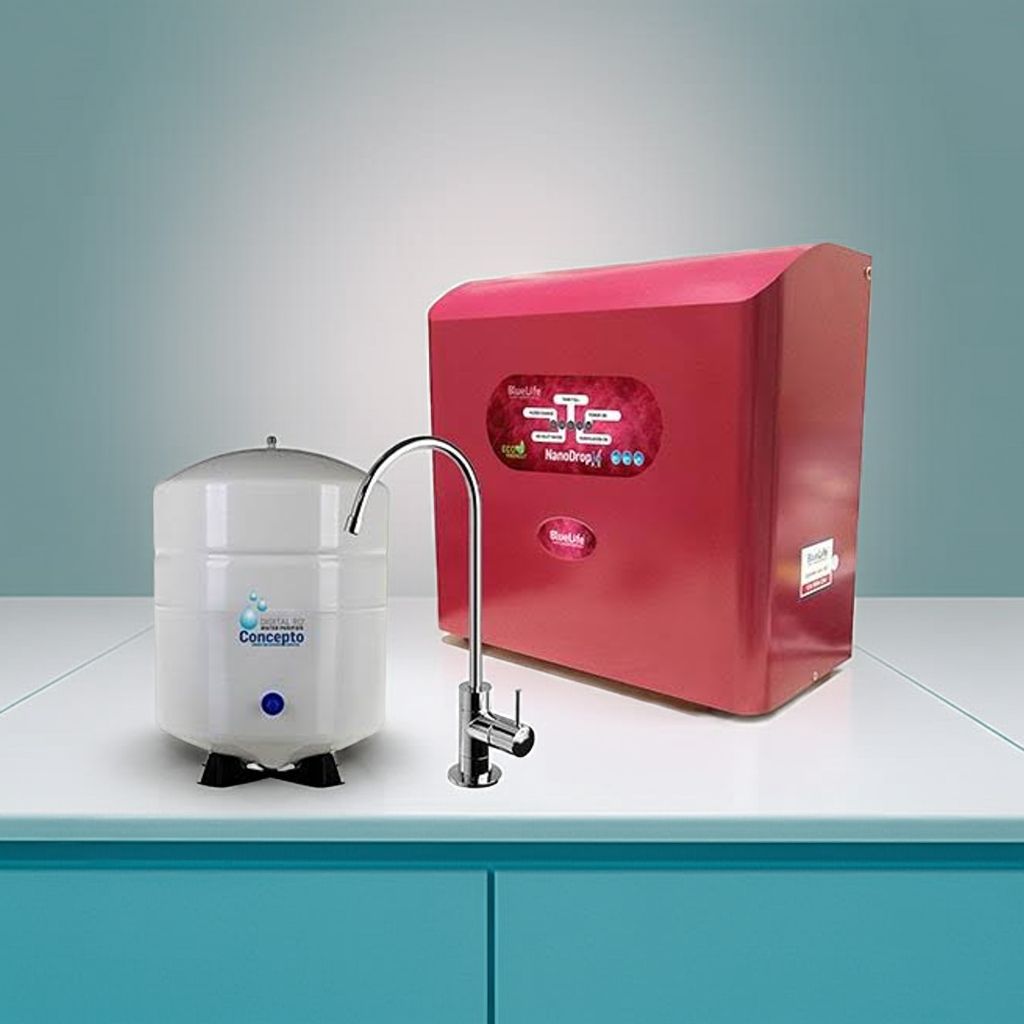 BlueLife® NanoDrop, Digital Nanofiltration - NF+UV Water Purifier to Mount Under the Kitchen Counter