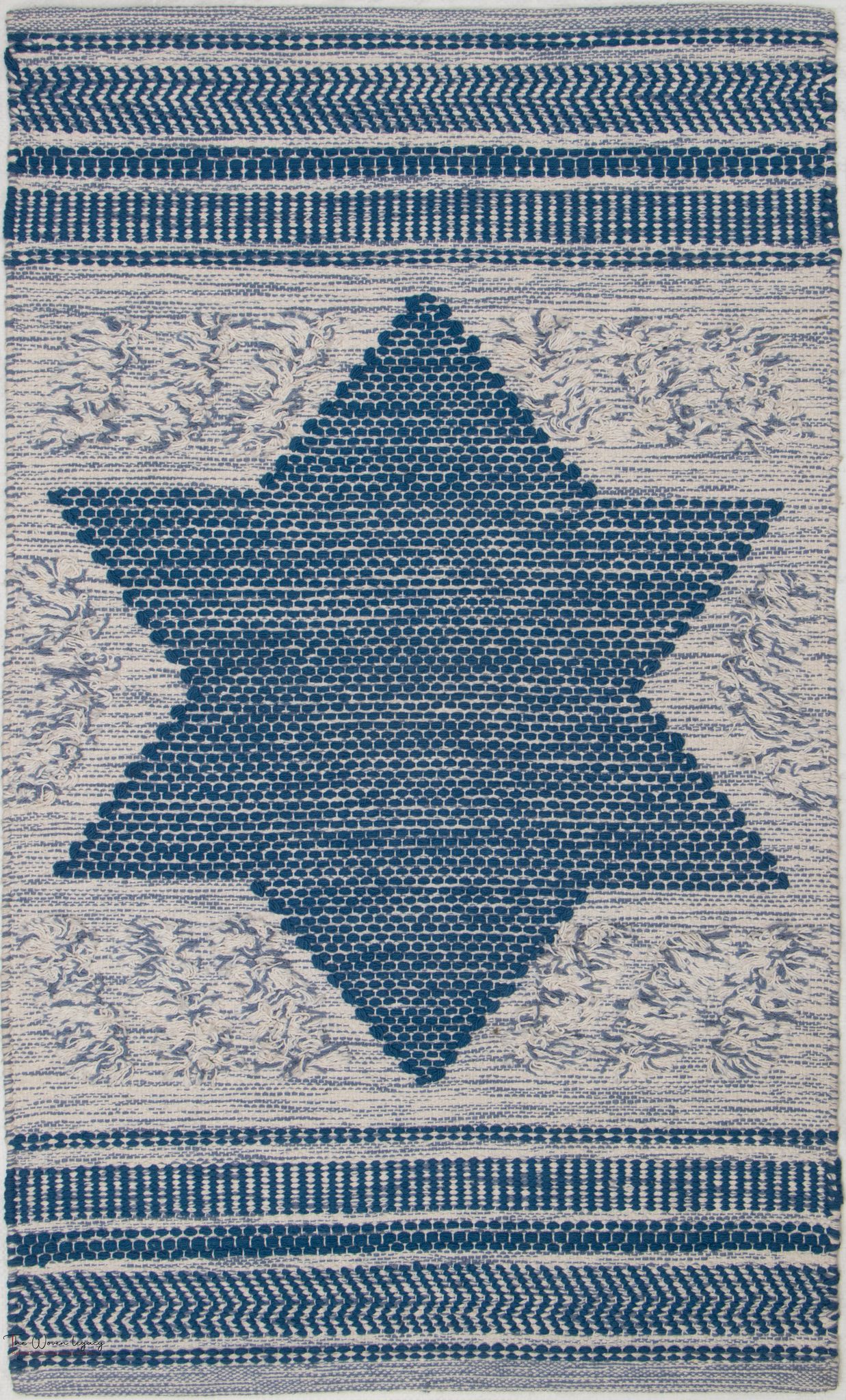 Star Easy to move, store, or layer with other rugs.