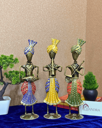 CHANDRA CRAFT HOUSE Folk Musician Trio – Rajasthani Iron Art Decor Set | Sardar Theme Metal Musician Figurines | Traditional Handcrafted Showpieces for Home & Living Room Décor | Set of 3