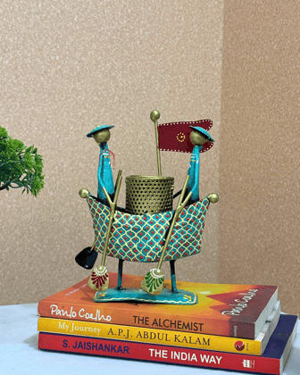 CHANDRA CRAFT STORE Vintage Sailor Couple Ship Pen Stand | Nautical Theme Blue Color Metal Boat Figurine | Decorative Desk Organizer & Showpiece for Home, Office & Study Table | Handcrafted Maritime Art | Pack of 1