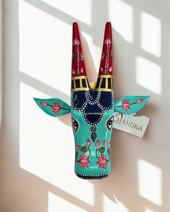 Sacred Cow – Wooden Wall Hanging Decor