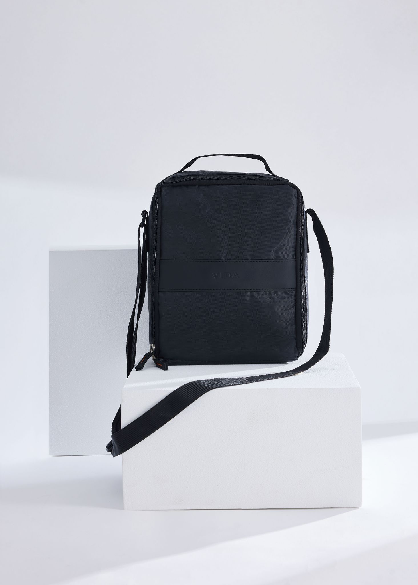 Hero Vida Portable Charger Bag – Premium Build, Easy Carrying & Perfect Fit - VD99624ACP000S