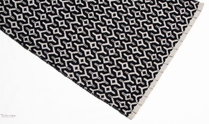 Mang Two-in-One Durry – Dual Look Reversible Floor