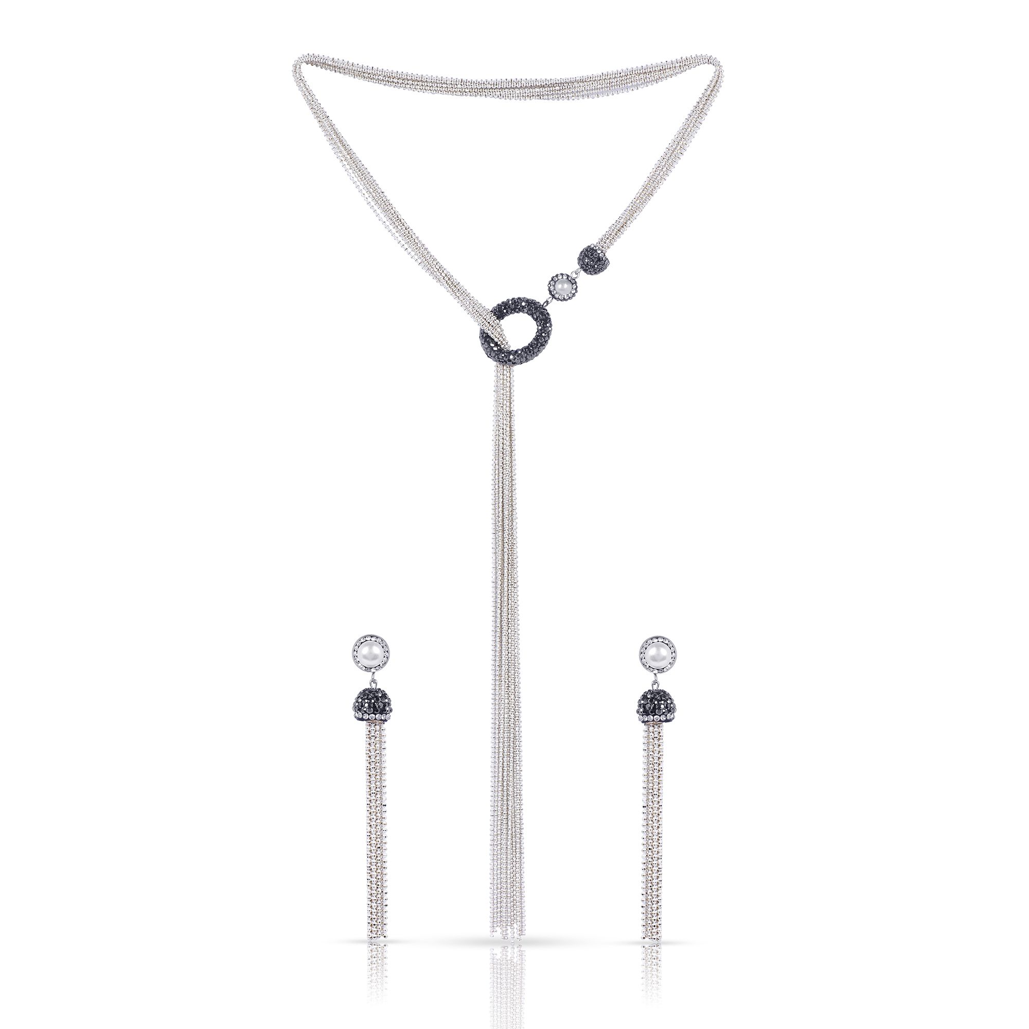 Graceful Leaf-Inspired Dual-Tone Pendant Set with Earrings