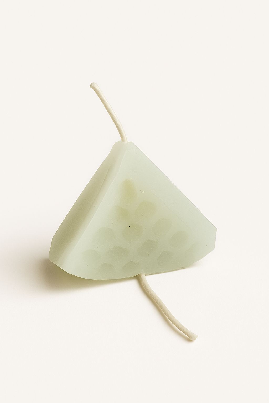 Triangular Honeycomb Design Candle