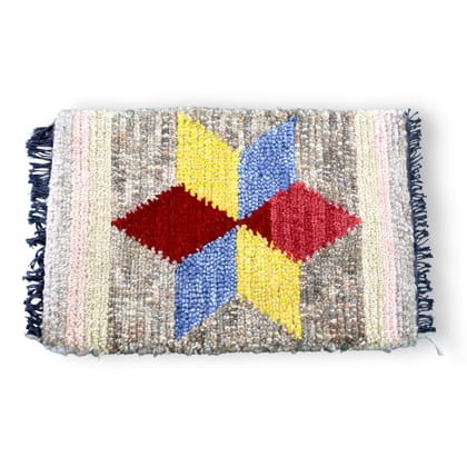 Eluru&nbsp;is famous for its hand-knotted carpets