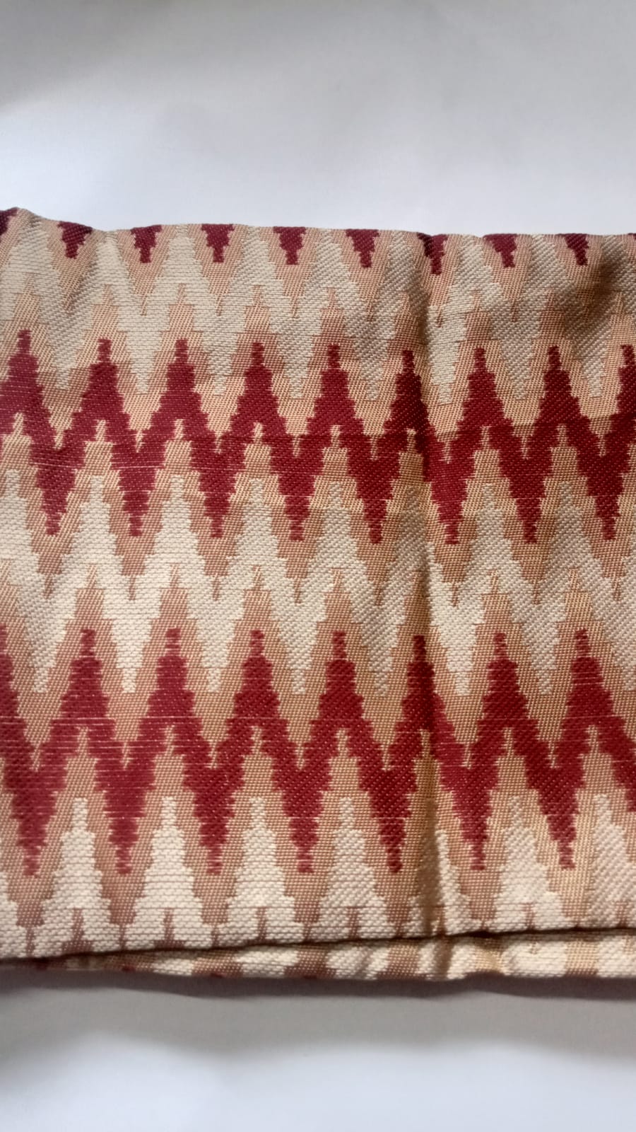Premium Zig-Zag Design Banarasi Jacquard Unstitched Blouse Piece – Golden & Red (1 Meter)