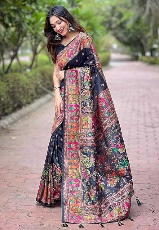 Women's Black Silk Blend Woven Patola Design Saree