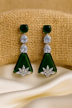 ✨Sliver Plated Green and White Stone Geomatric Earrings ✨