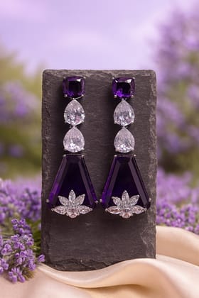✨Sliver Plated Violet and White Stone Geomatric Earrings ✨