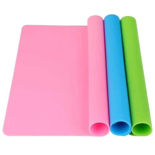 Roti Chapati Rolling Non-Stick Sillicon Baking Sheet Mat with Reusable Pastry Fodant Dough Prepration (Big Size - 48x38cm, Multicolour)