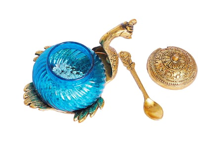 DreamKraft Metal Duck Shaped Glass Bowl with Spoon for Saunf Supari & Dryfruit Tray, Home Decor, Animal Showpiece Figurines (Gold Color, 15x12x12 cm) DreamKraft Metal Duck Shaped Glass Bowl with Spoon for Saunf Supari & Dryfruit Tray, Home Decor, Animal Showpiece Figurines (Gold Color, 15x12x12 cm)