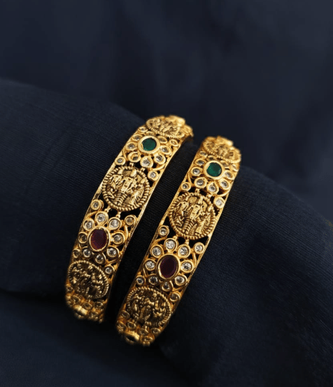 Vana Jyoti Navratna Bangle Set