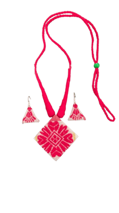 Assamese Handmade Woolen Thread Necklace and Earrings Jewelry Set (RED)