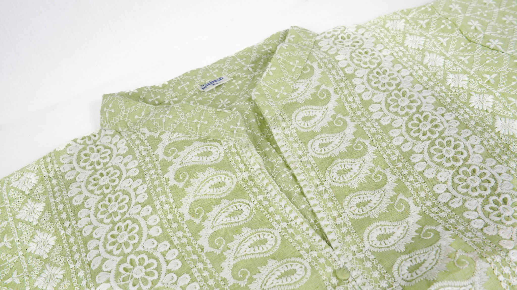 Lakhnavi Kurti