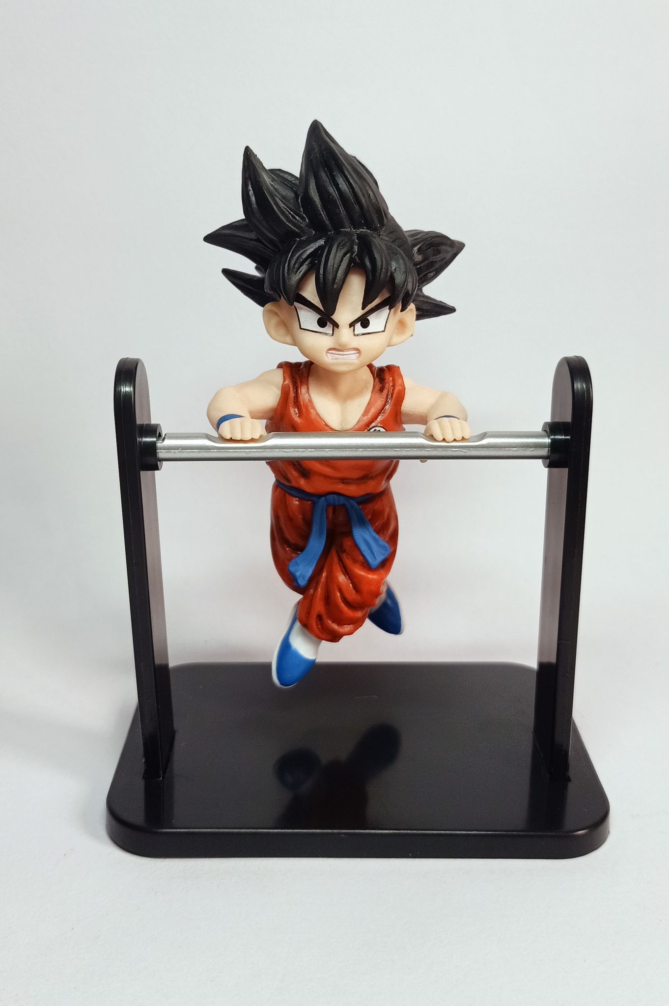 Goku Gym Edition Action Figure -13 cm