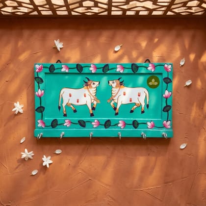 Hand Painted Two Cow Pichwai Art Wooden Green Color Key Holder
