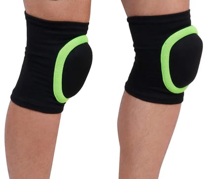 CF Champs Fighter VENOM Knee Guard, PADDED ROUND, 1 PAIR, MEDIUM, YOUTH SIZE.