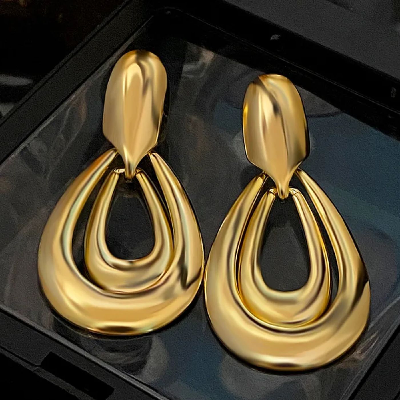 Iconic Drop Earrings