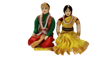 Handmade Maharashtrian Bride and Groom Dolls Set Handmade Maharashtrian Bride and Groom Dolls Set