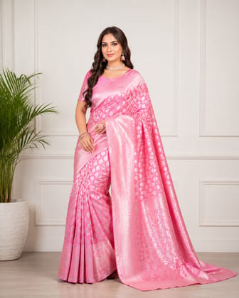 Elegant Pink Banarasi Silk Saree with Silver Zari Weaving Elegant Pink Banarasi Silk Saree with Silver Zari Weaving