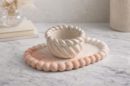 Pearl Twist Gypsum Bowl with Tray