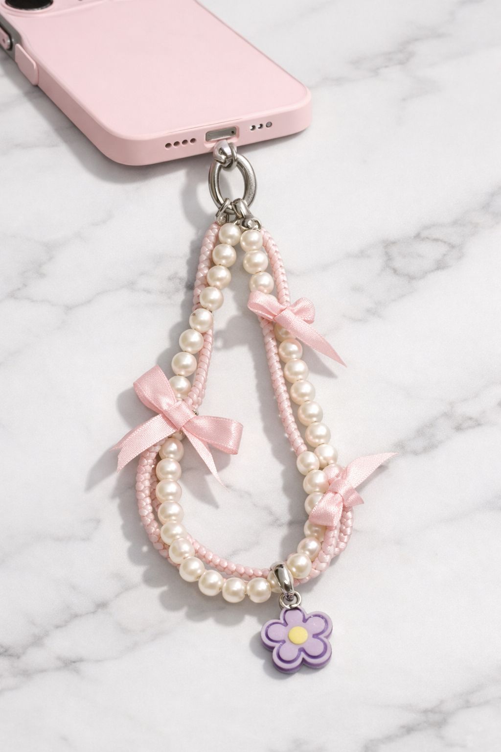 Pearl Beaded Phone Wrist Strap with Daisy Charm – Handmade Mobile Lanyard