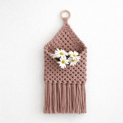 Hand-Knotted Boho Macrame Wall Hanging with Daisies & Fringed Trim - Pink Hand-Knotted Boho Macrame Wall Hanging with Daisies & Fringed Trim - Pink