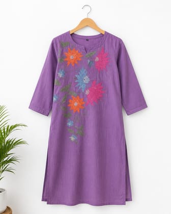 Women's Light Purple Floral Embroidered Cotton Kurta