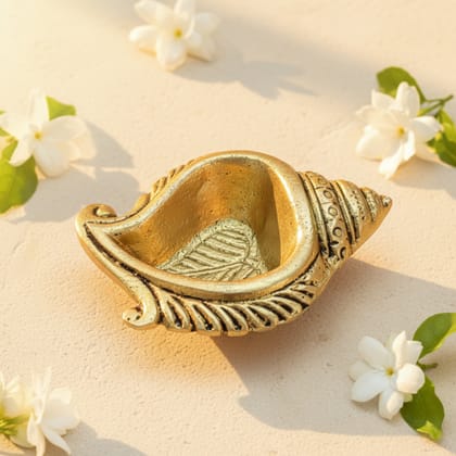 Sukh Sehaj Shankh Diya, Handcrafted, Antique Yellow Finish, 3.0 Inch Wide, Oil Lamp Home Decor, Pooja Ritual and Gifting