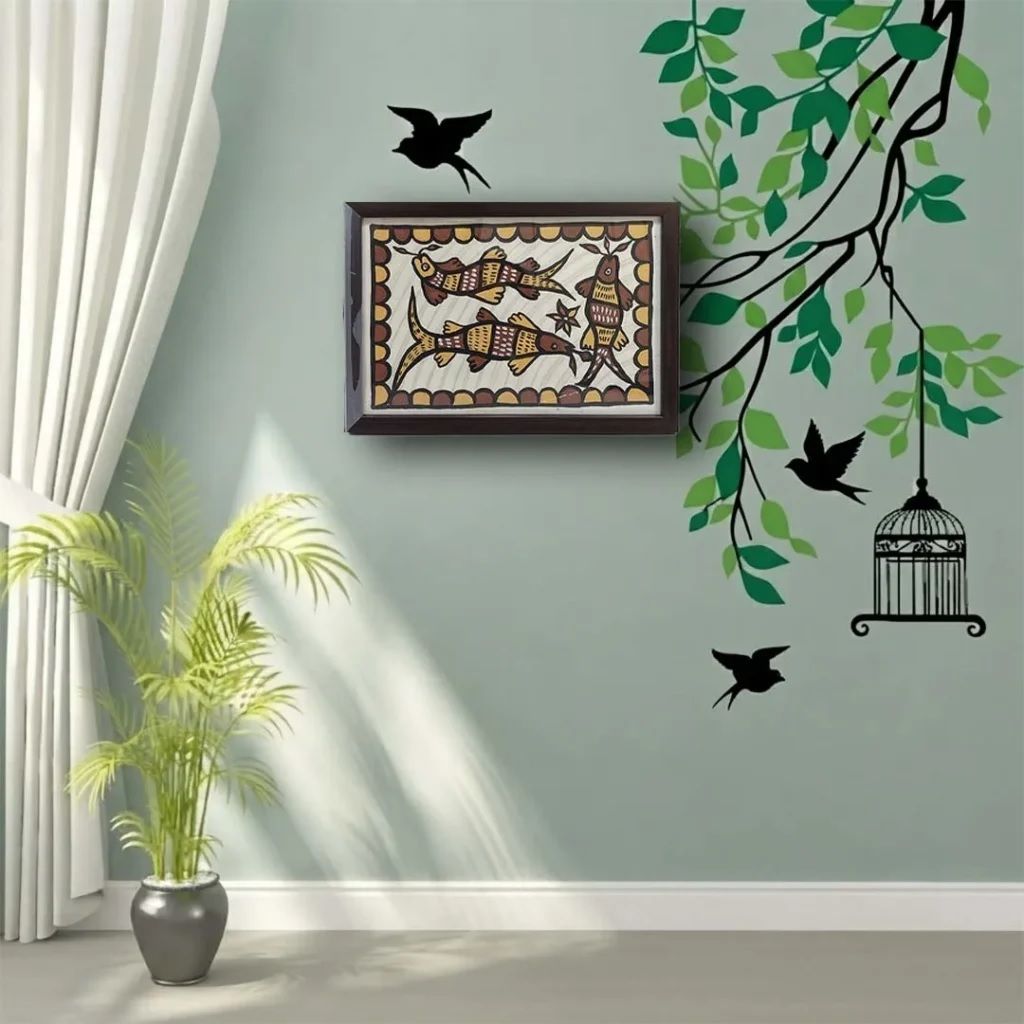 Handcrafted Sohrai Khovar Fish Motif Painting