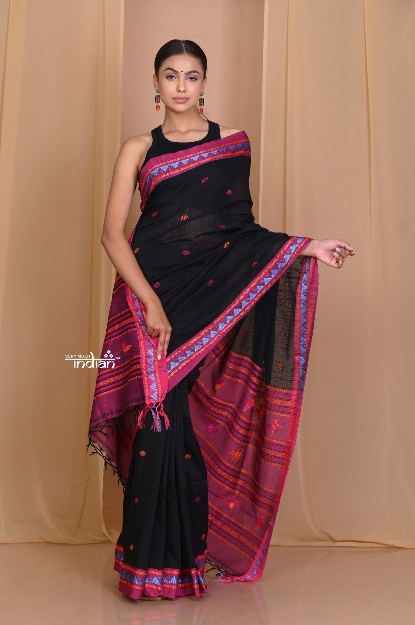 Pehal ~High Quality Handloom Jamdhani Cotton Saree~ Black with Authentic Pallu