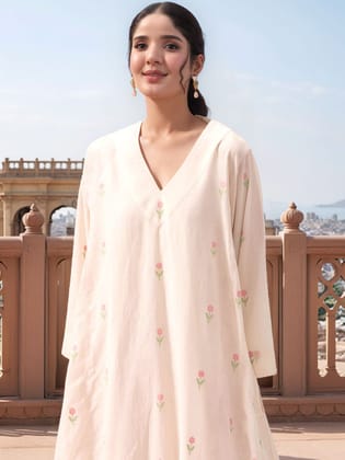 Floral Printed V-Neck Three-Quarter Sleeves A-Line Kurta With Palazzos Floral Printed V-Neck Three-Quarter Sleeves A-Line Kurta With Palazzos