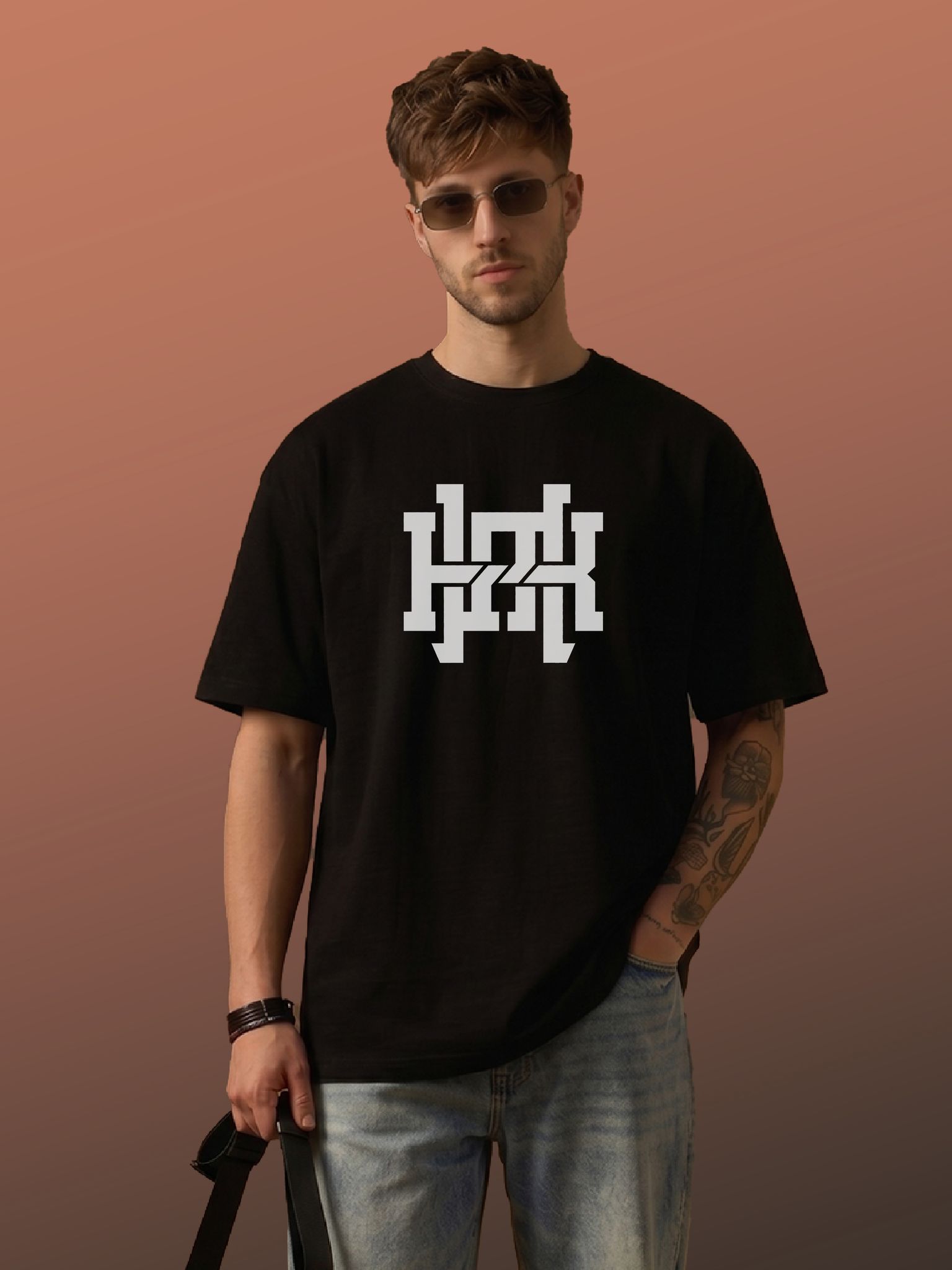 The Retro India Men’s Oversized Black Cotton T-Shirt Abstract Pixel Graphic Print | Premium Streetwear Loose Fit Tee | Trendy Designer Casual Wear Mens Cotton Oversize Tshirt