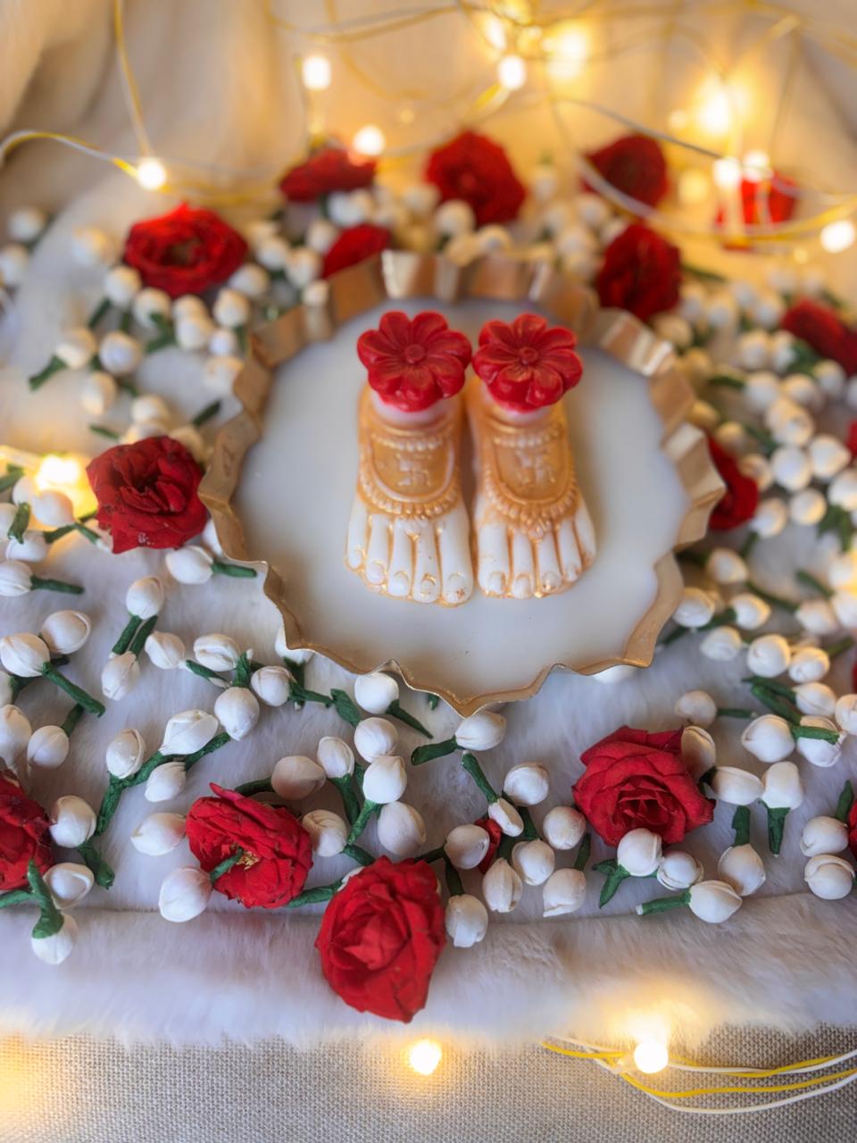Charan-kamal Candle